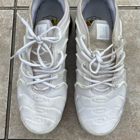 Nike VaporMax Plus main image 9